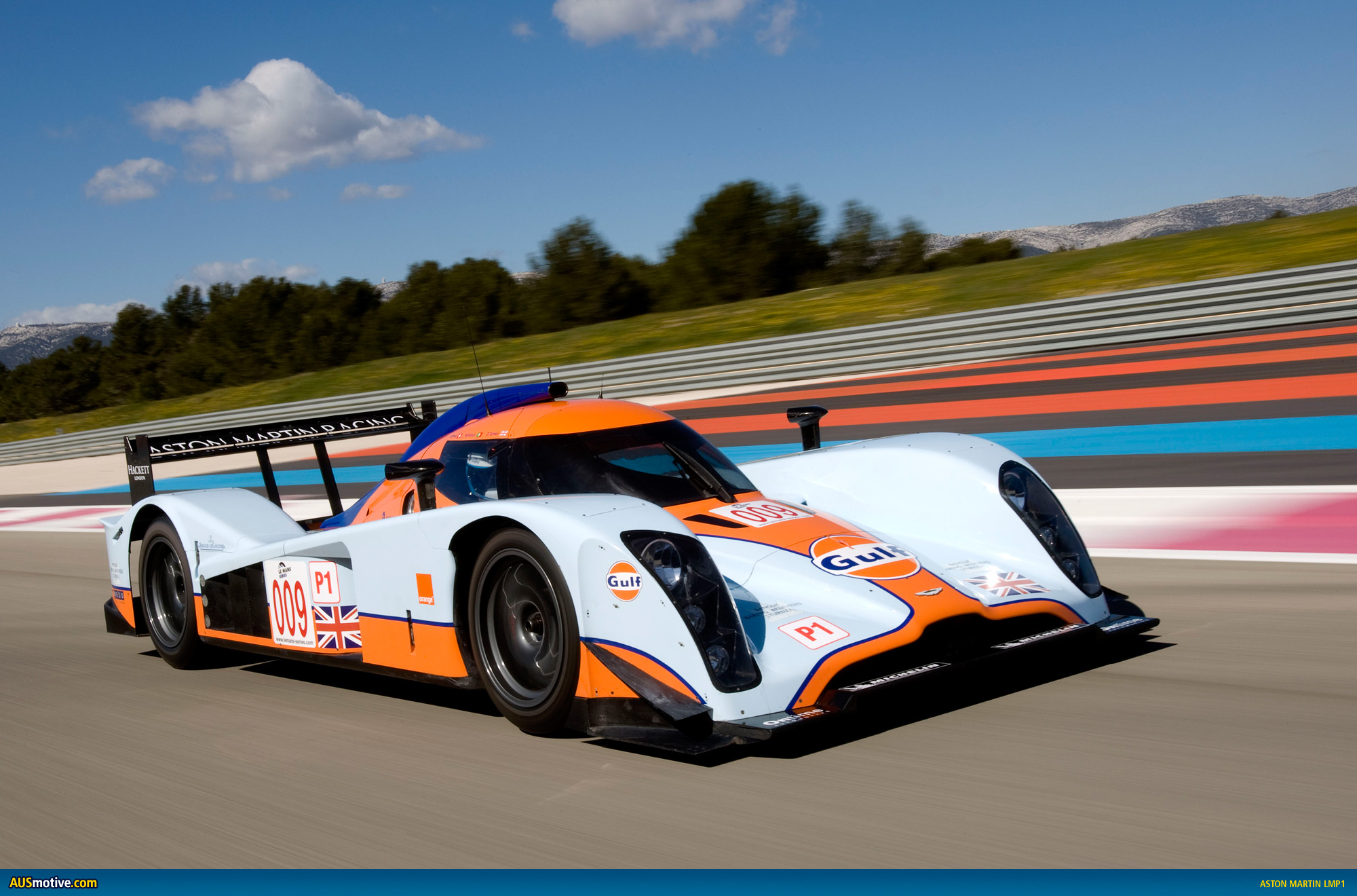 AUSmotive.com » Aston Martin Racing chase history at Le Mans