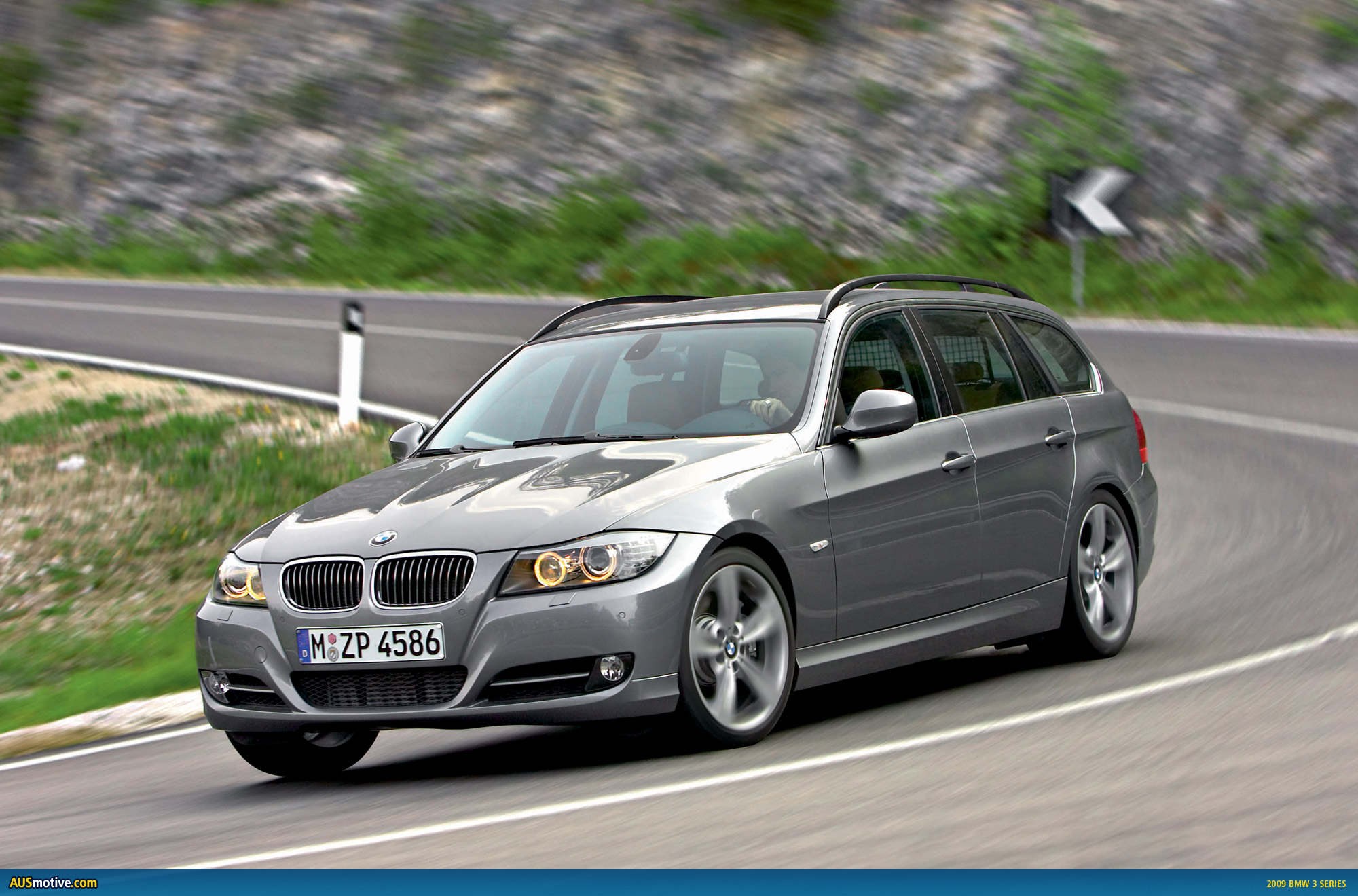 thumbnail image 2 of 4Pcs Dark Smoke Rain Guard Visors For BMW E90 3 Series 2006-2011 (325i, 328i, 330i, 335i) 2 of 3