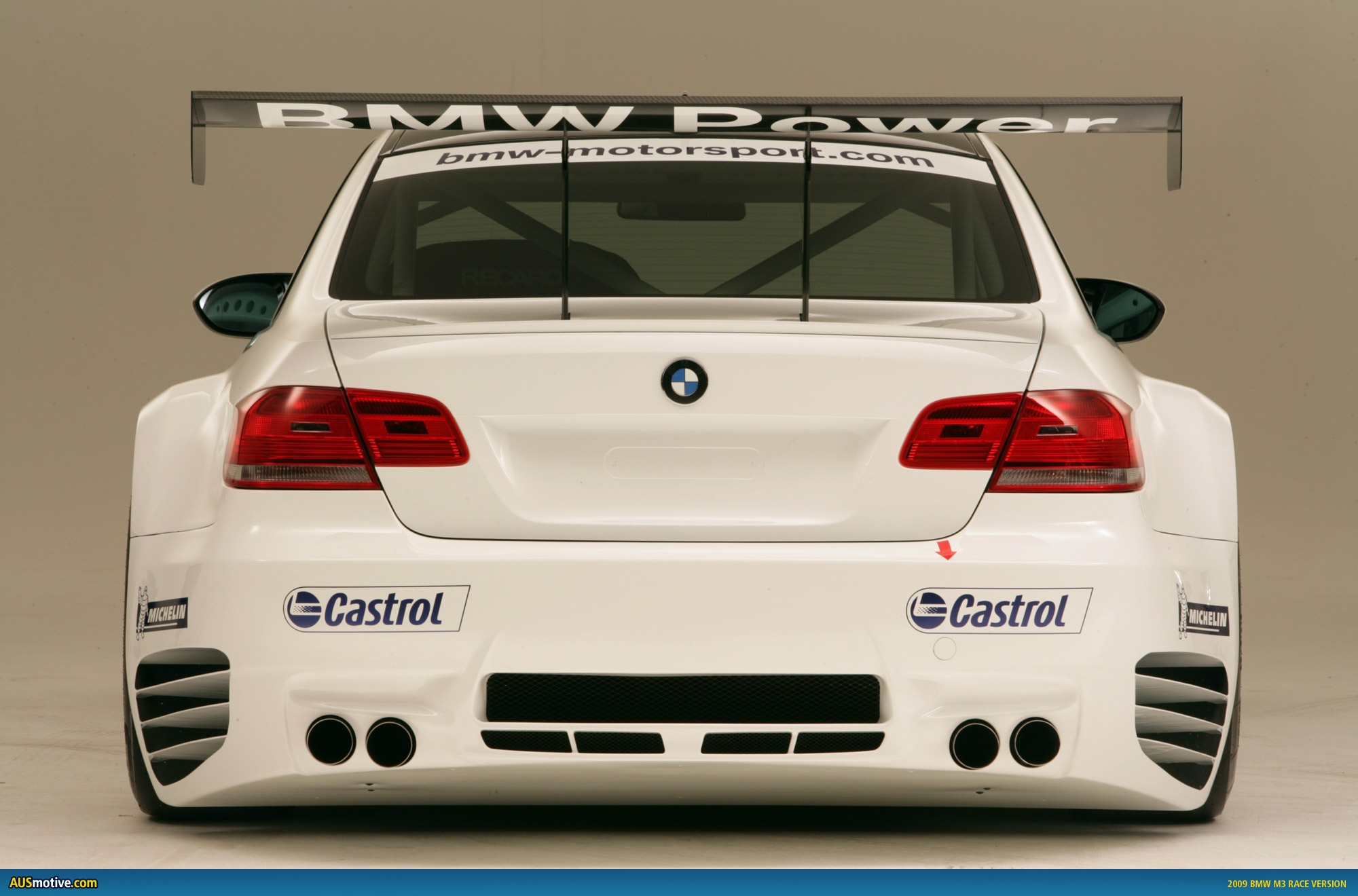 AUSmotive.com » BMW M3 race version