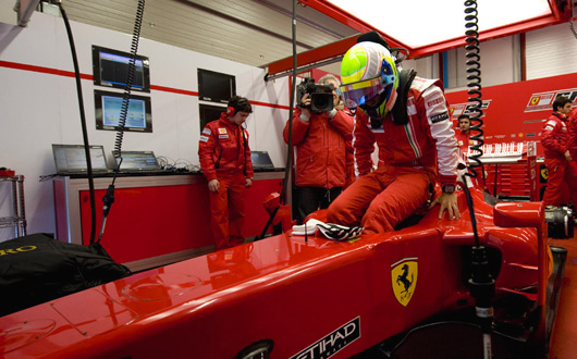 Felipe Massa debuts Ferrari F60 Formula One car