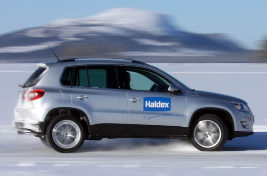 Volkswagen Tiguan testing Haldex AWD system on snow/ice