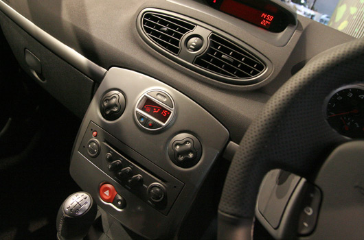 Renault at the Melbourne International Motor Show 2009