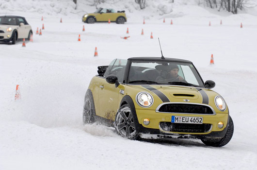 MINI r57 Convertible launched in snowy conditions