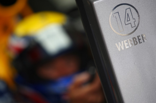 Mark Webber claims first F1 pole