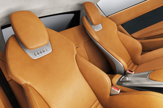 Detroit showcar Audi e-tron