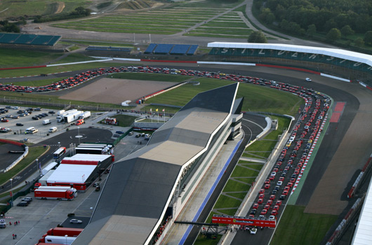 World record for largest parade of Ferraris, Silverstone, September 2012