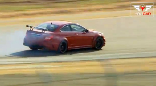 Mercedes-Benz C63 AMG Black