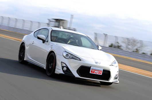Toyota GT 86 TRD performance line