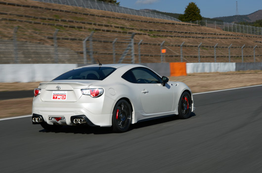 Toyota GT 86 TRD performance line