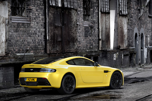 Aston Martin V12 Vantage S