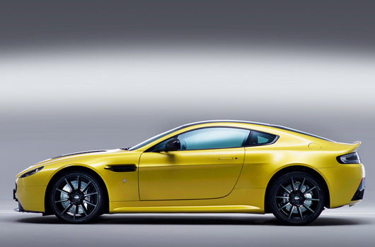 Aston Martin V12 Vantage S