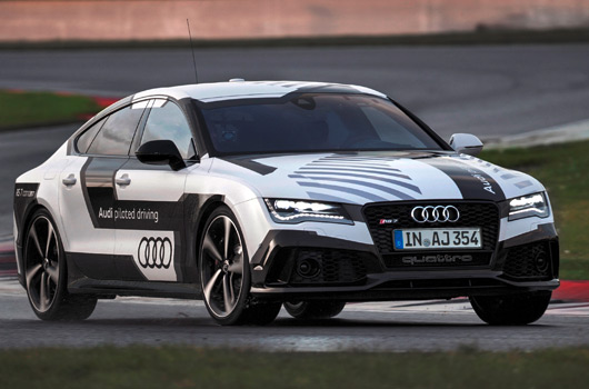 Audi RS7 piloted driving, Hockenheim