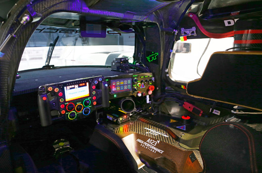 Porsche 919 steering wheel
