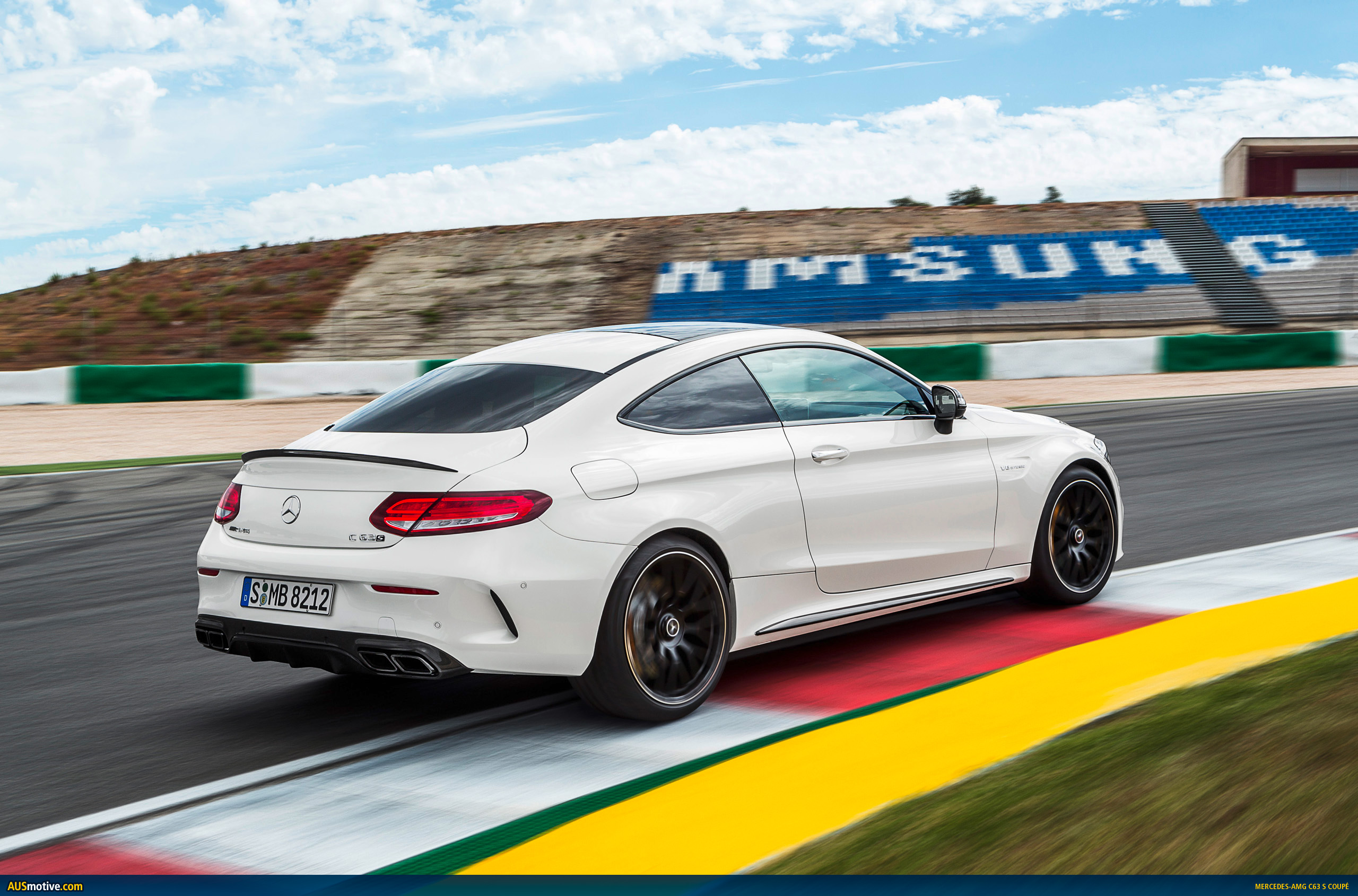 2011 Mercedes Benz C63 AMG Coupe