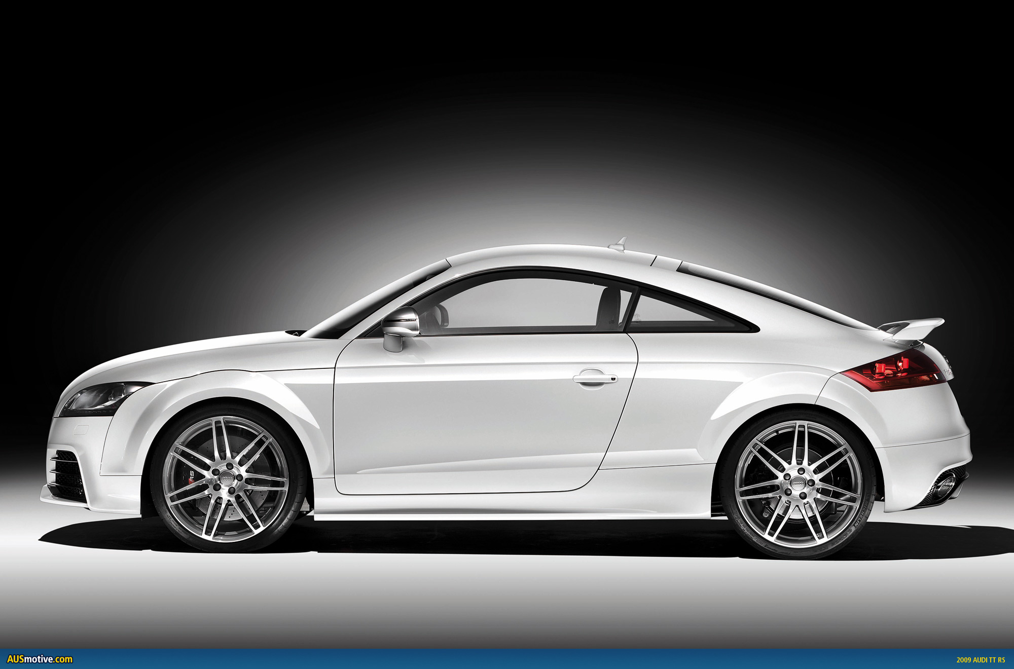 Audi-TT-RS-23.jpg