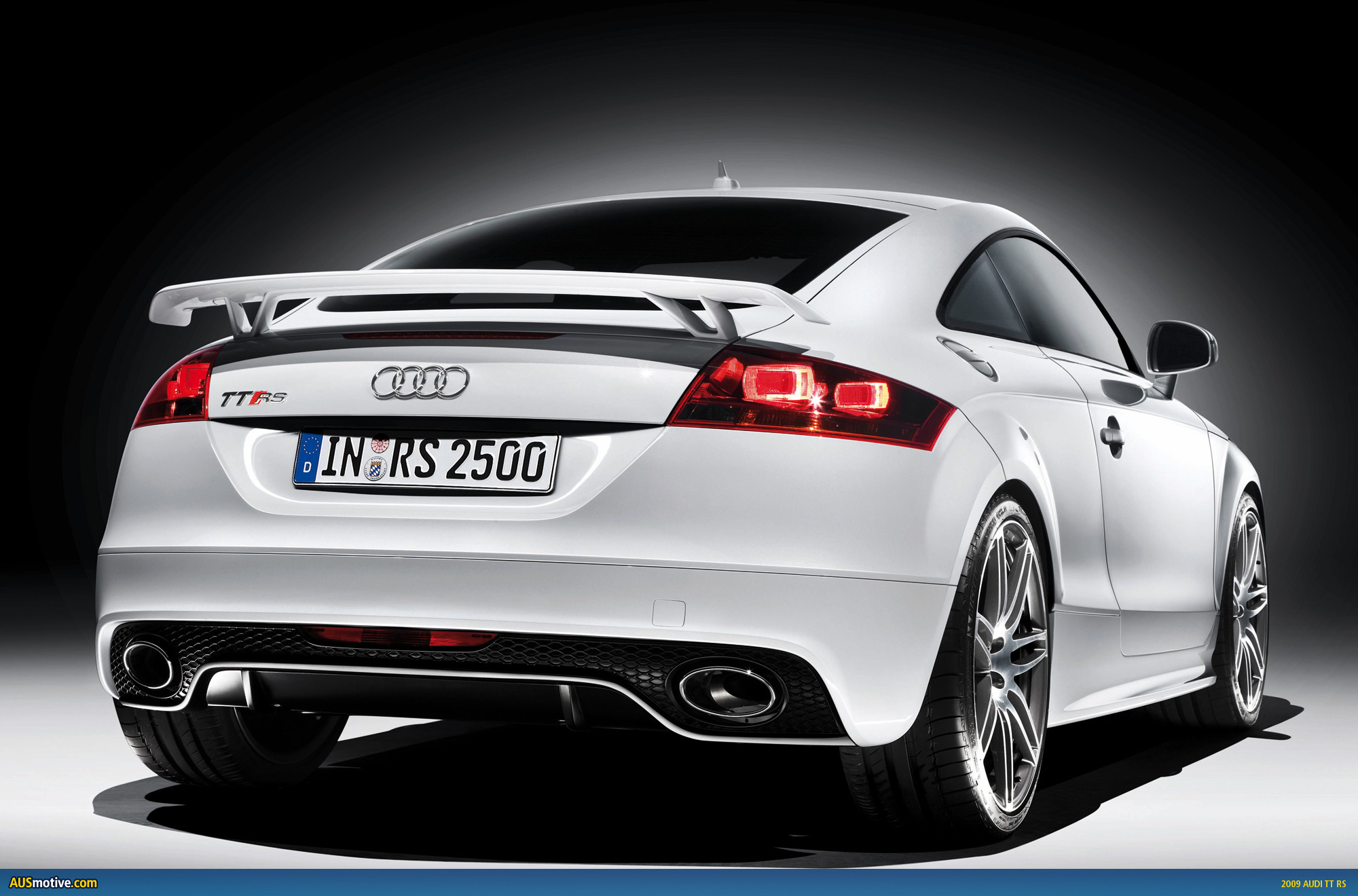 AUSmotive.com » Audi TT RS image gallery