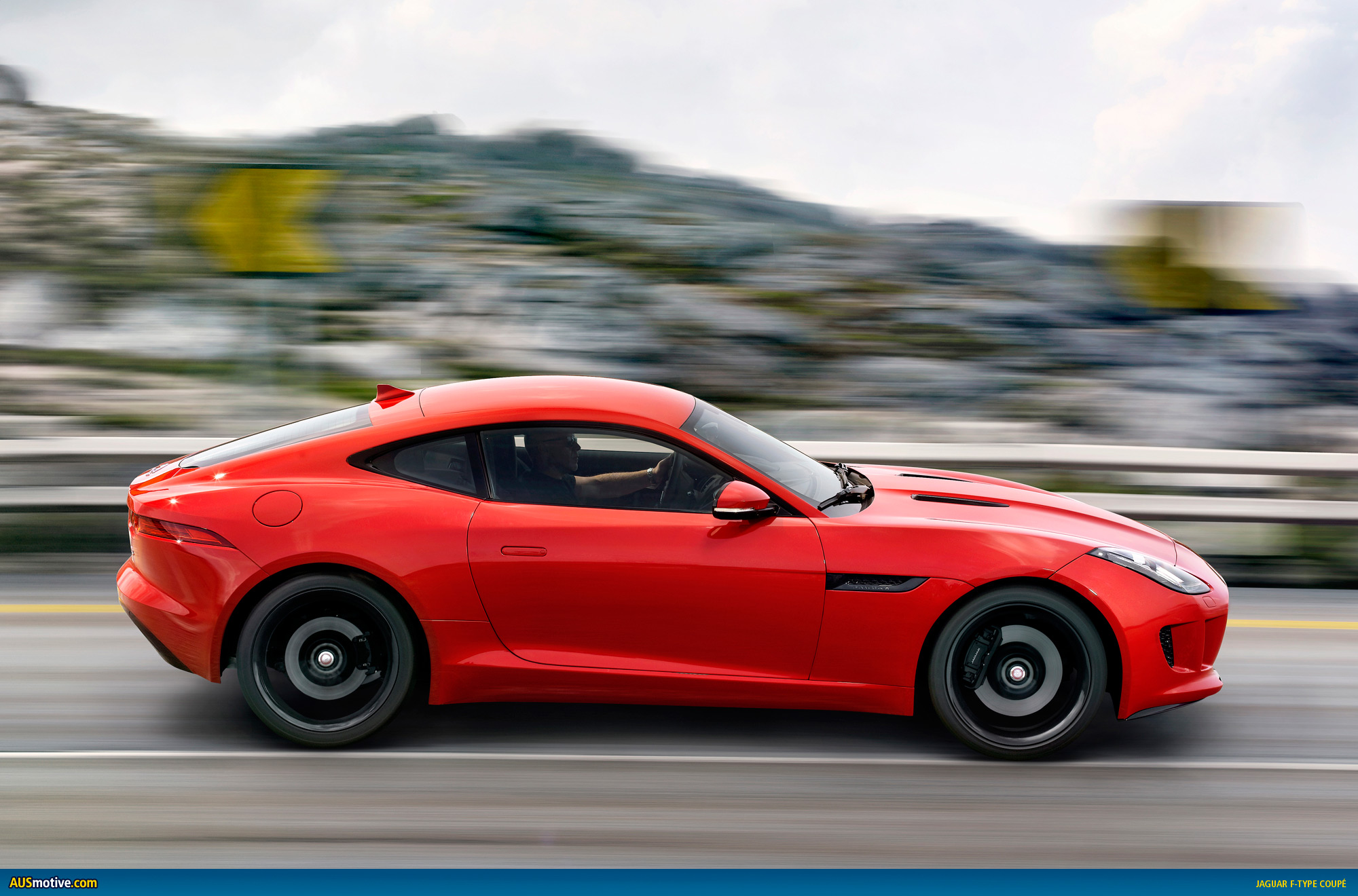 AUSmotive.com » LA 2013: Jaguar F-Type Coupé revealed