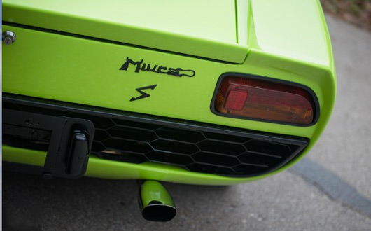 It’s lime green, it’s beautiful and you want it! – AUSmotive.com